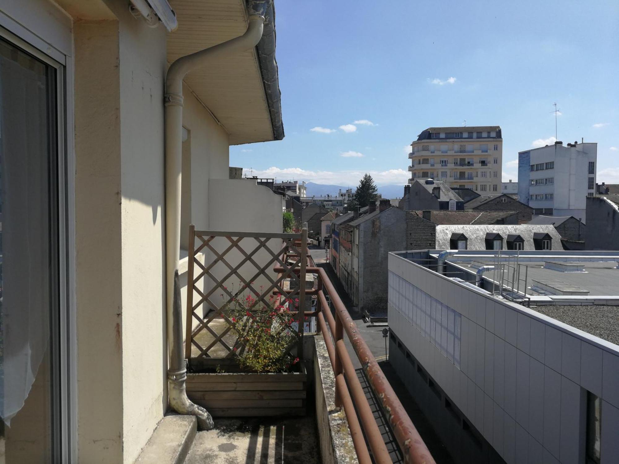 Appartement T4 Lumineux Avec Balcon - 3Eme Etage Sans Ascenseur Tarbes Exterior foto